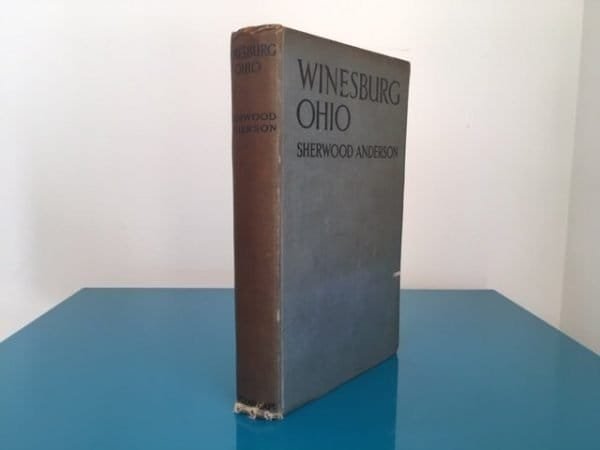 Winesburg Ohio. Intimate Histories of Every-day People