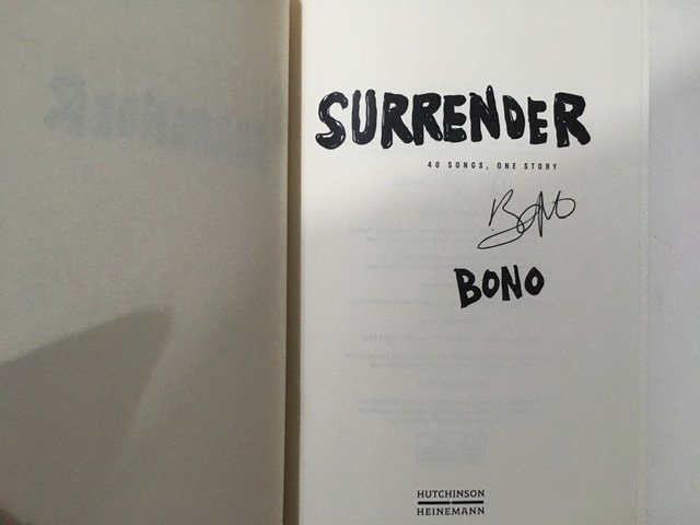 Surrender Bono Signed First Edition SOLD OUT AUTOGRAPHED popular U2 RARE