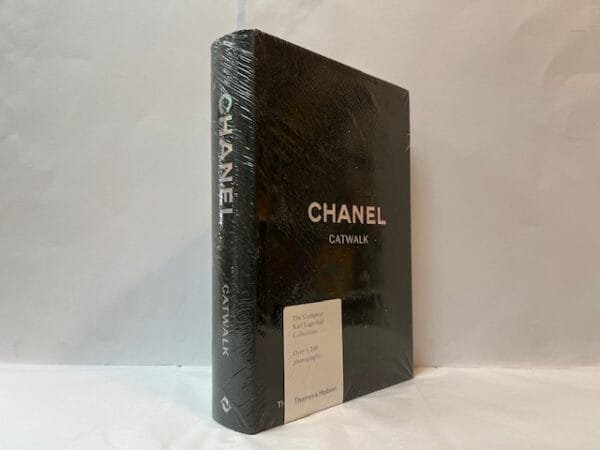 Chanel Catwalk: The Complete Karl Lagerfeld Collections