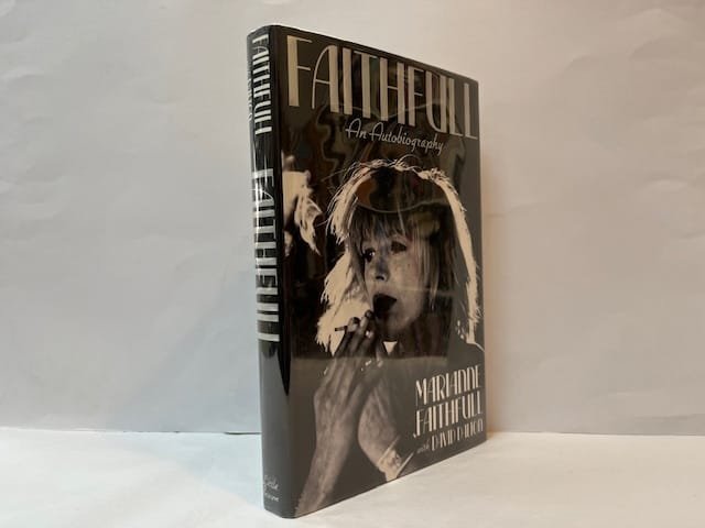 Faithfull: An Autobiography